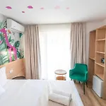 Ibis Styles Venus