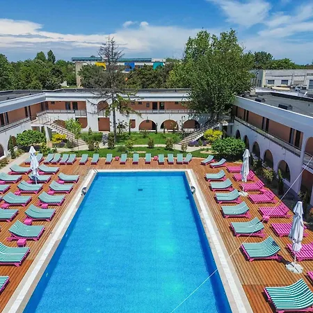 מלון Ibis Styles ונוס