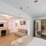 Ibis Styles 4*