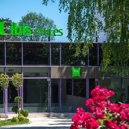 Ibis Styles Hotel 4*