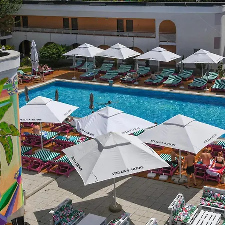 Ibis Styles Hotell 4*