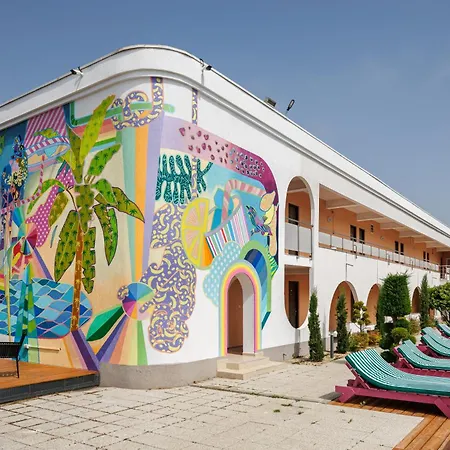 Ibis Styles Szálloda Venus